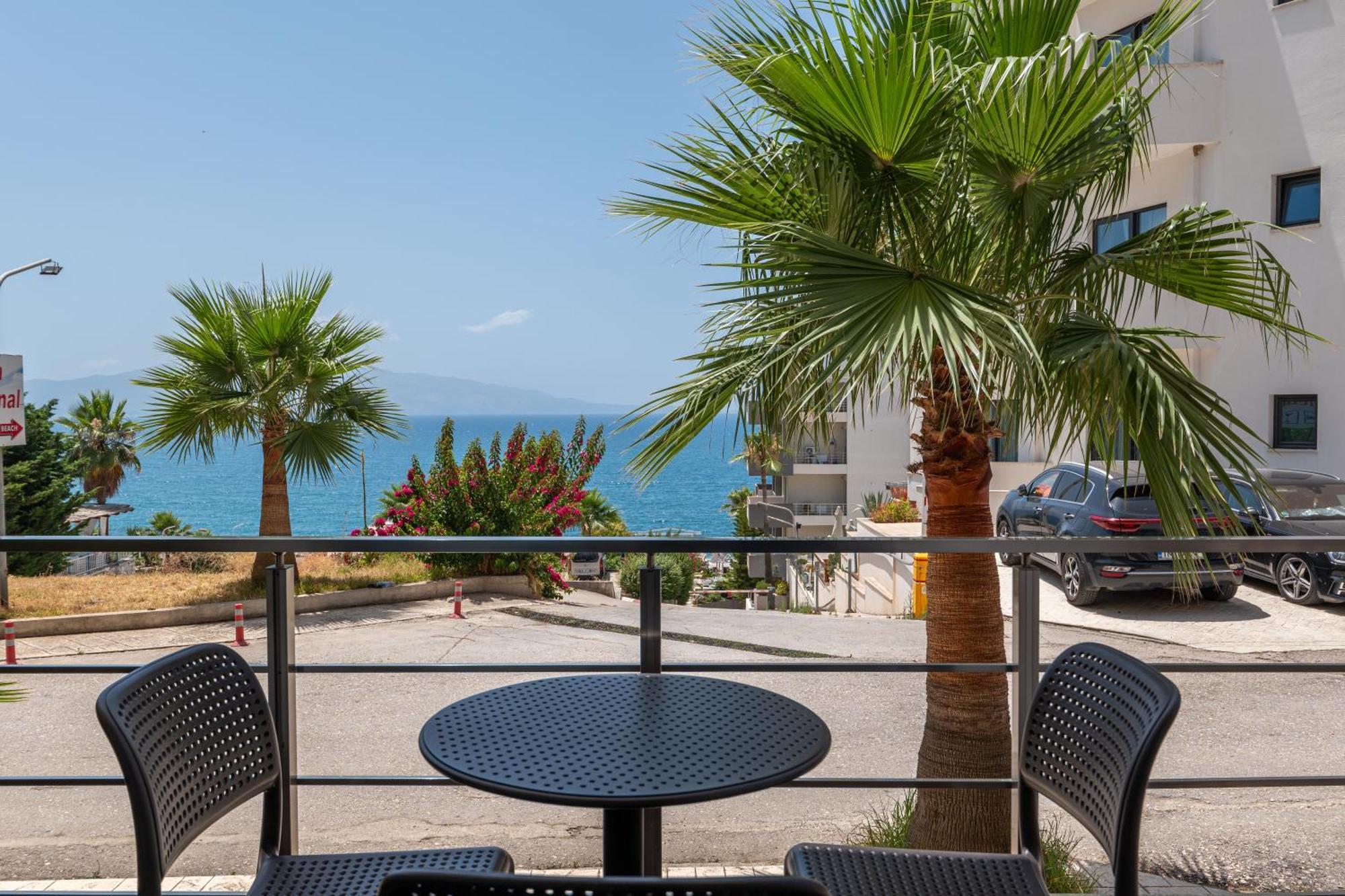 Franklin Rooms Sarandë Exterior foto