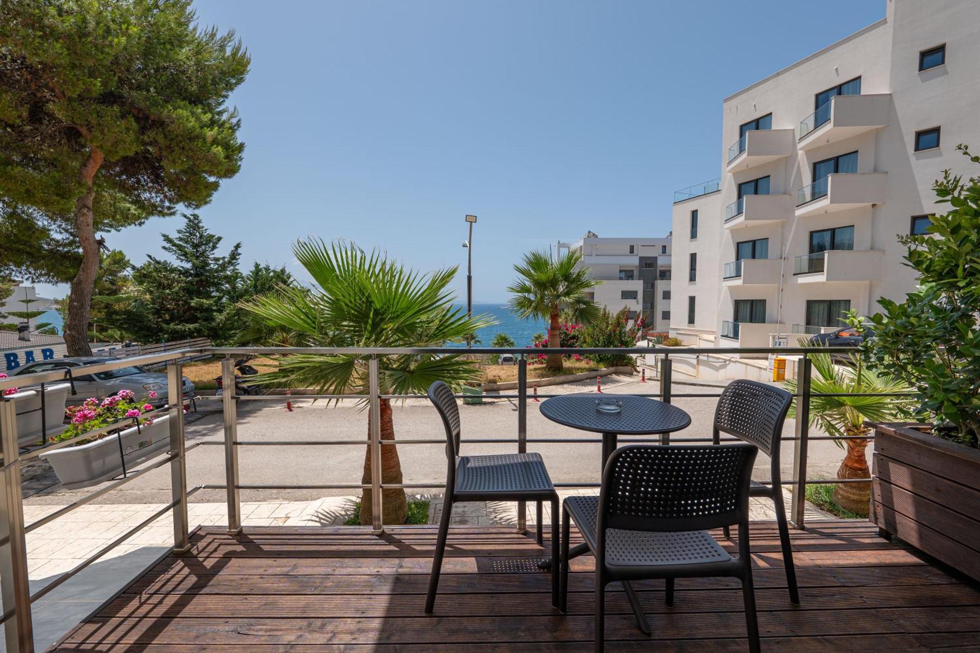 Franklin Rooms Sarandë Exterior foto